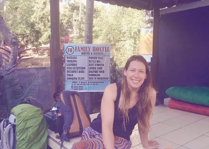 Family بيت شباب *